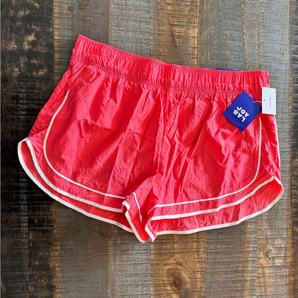 NWT Womens Athletic Shorts with Liner Mid Rise Melon Color White Trim Large